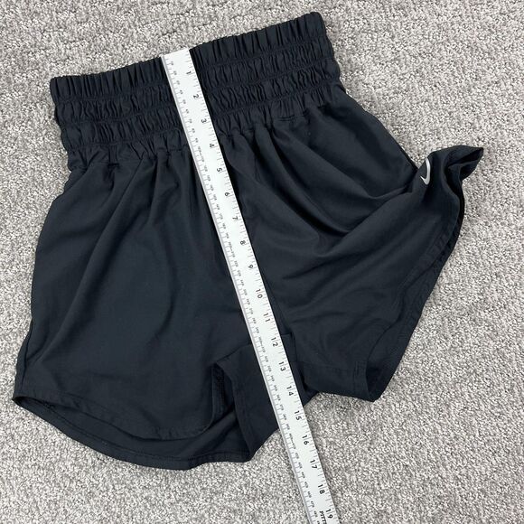 Nike Shorts Women Small Black Green Dri-FIT Running Lot of 2 Activewear Athletic - Picture 4 of 16